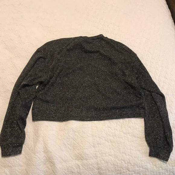 H&M Divided metallic silver dark gray long sleeve crewneck cropped sweater (M) - Picture 5 of 14